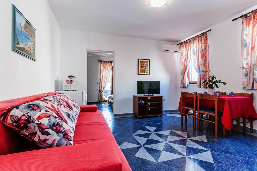 Villa Mare Apartments Vir Buitenkant foto