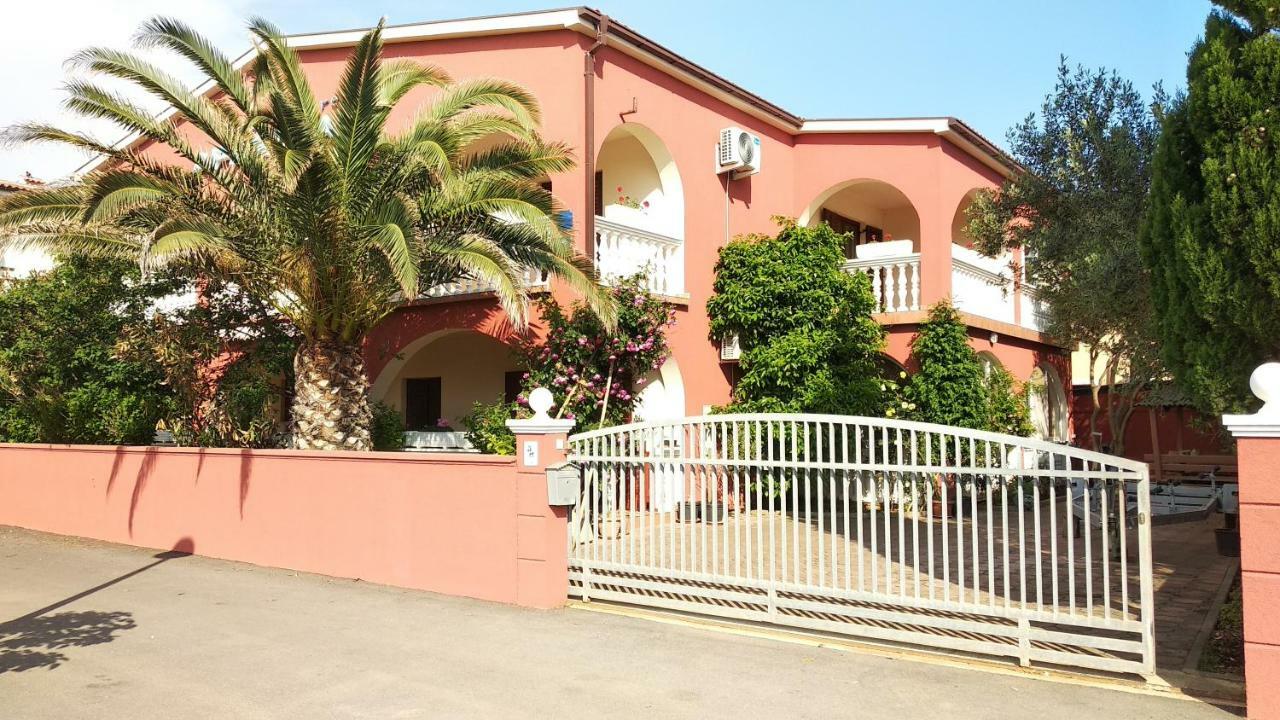 Villa Mare Apartments Vir Buitenkant foto